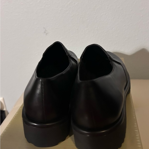 Easy Spirit Black Leather Loafers - Size 5.5 - New in Box - Picture 4 of 5